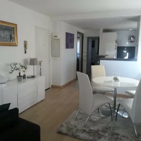 F3 Tout Equipe 5 Min Croisette Appartement